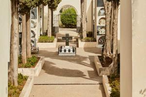 Camino nichos Sant Vicenç del Horts